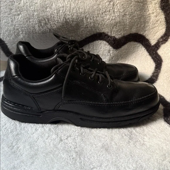 Men's Rockport Black Leather Shoes. - Picture 3 of 5